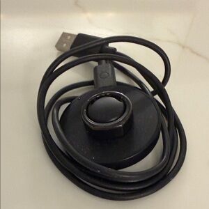 Oura Black Ring with USB Cable
